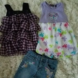Girls 5t/6t  2 shirts 1 pr shorts super cute